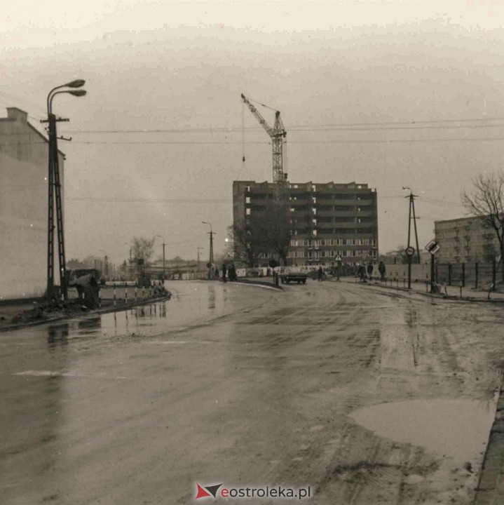 Ostrołęka w budowie. Śródmieście, lata 70-te XX wieku - zdjęcie #4 - eOstroleka.pl
