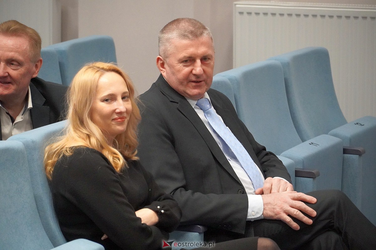 Uroczysta inauguracja działalności Uniwersytetu Trzeciego Wieku w Kadzidle [09.02.2023] - zdjęcie #37 - eOstroleka.pl
