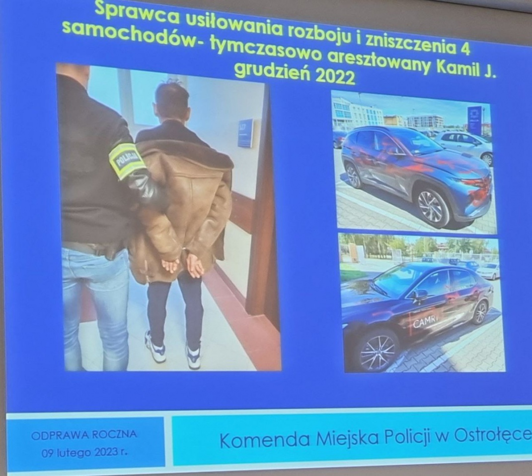 Odprawa roczna w ostrołęckiej policji [10.02.2023] - zdjęcie #2 - eOstroleka.pl