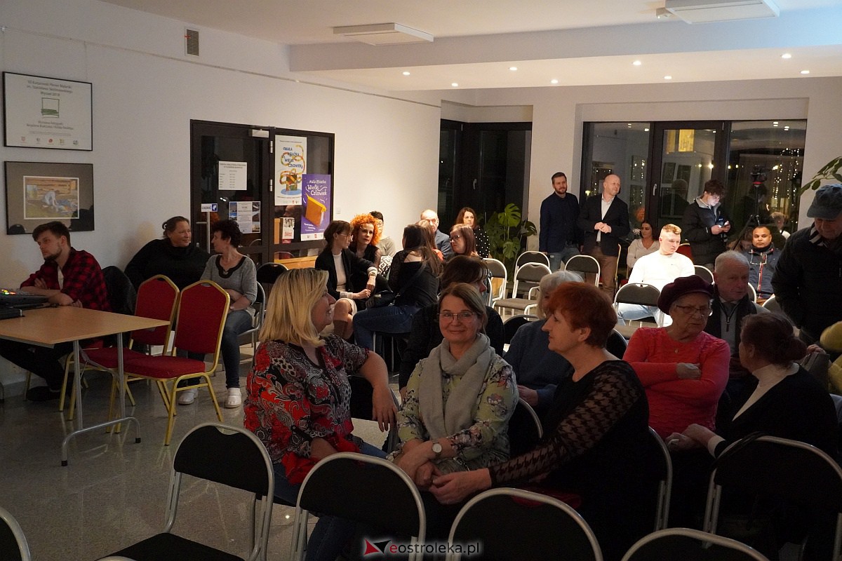 Koncert Walentynkowy w Olszewie-Borkach - Wystąpili Aleksandra Ram i Arkadiusz Chojnowski [10.02.2023] - zdjęcie #14 - eOstroleka.pl