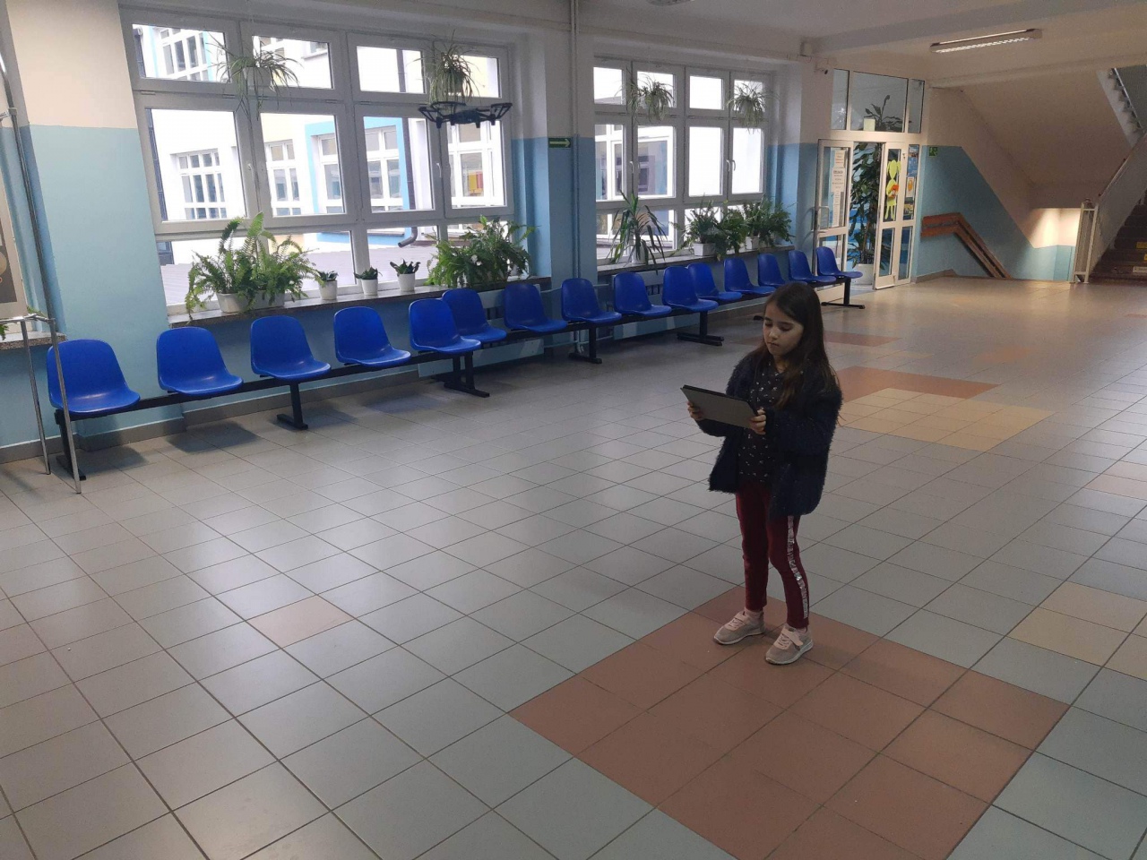 Uczniowie SP 10 pilotami dronów [10.02.2023] - zdjęcie #2 - eOstroleka.pl