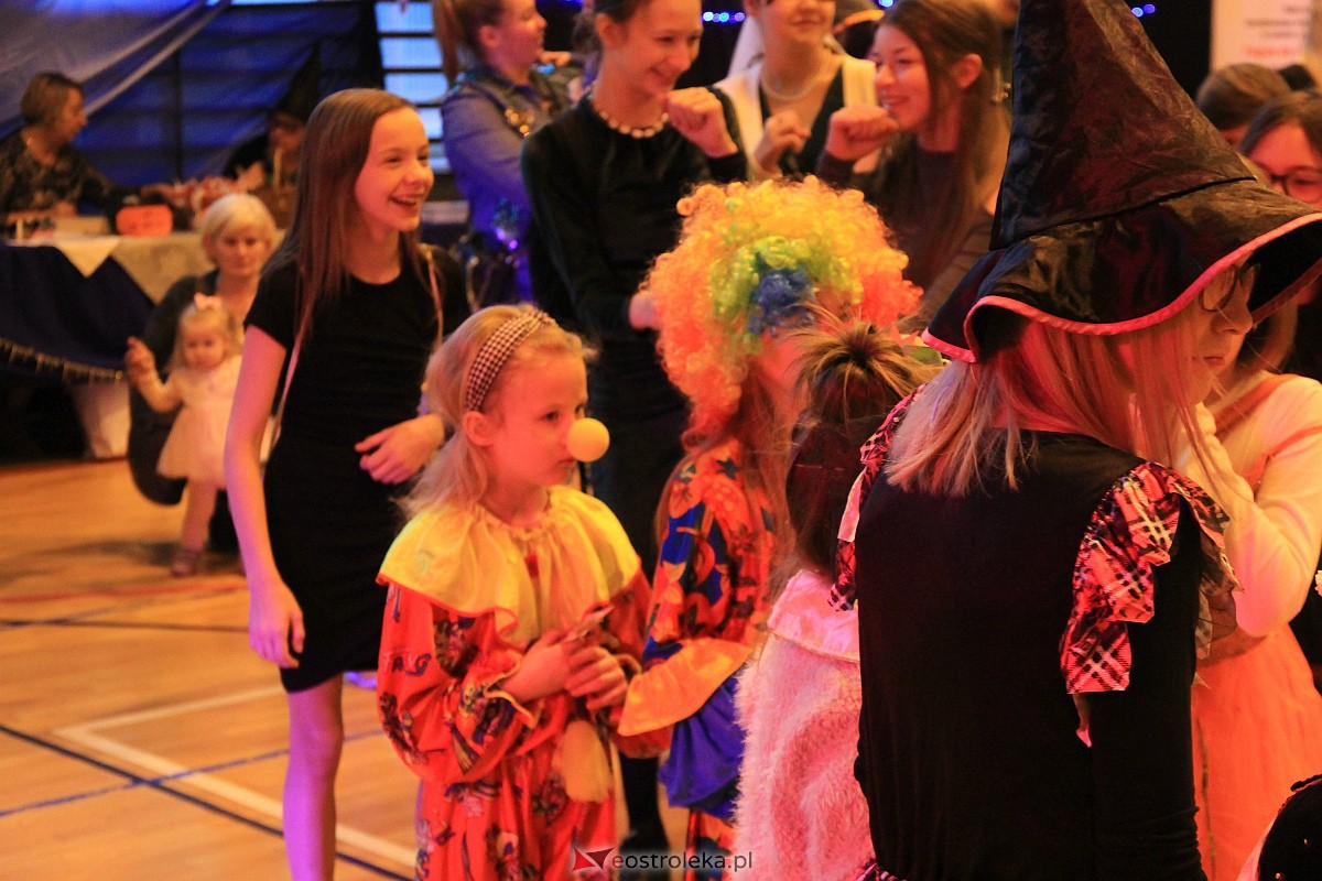 Bal przebierańców w Zespole Szkół Powiatowych w Kadzidle [11.02.2023] - zdjęcie #81 - eOstroleka.pl