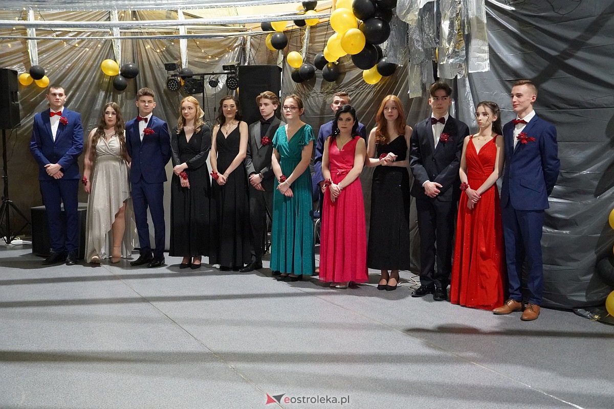 Studniówka 2023. Bal ZSP w Goworowie [11.02.2023] - zdjęcie #33 - eOstroleka.pl