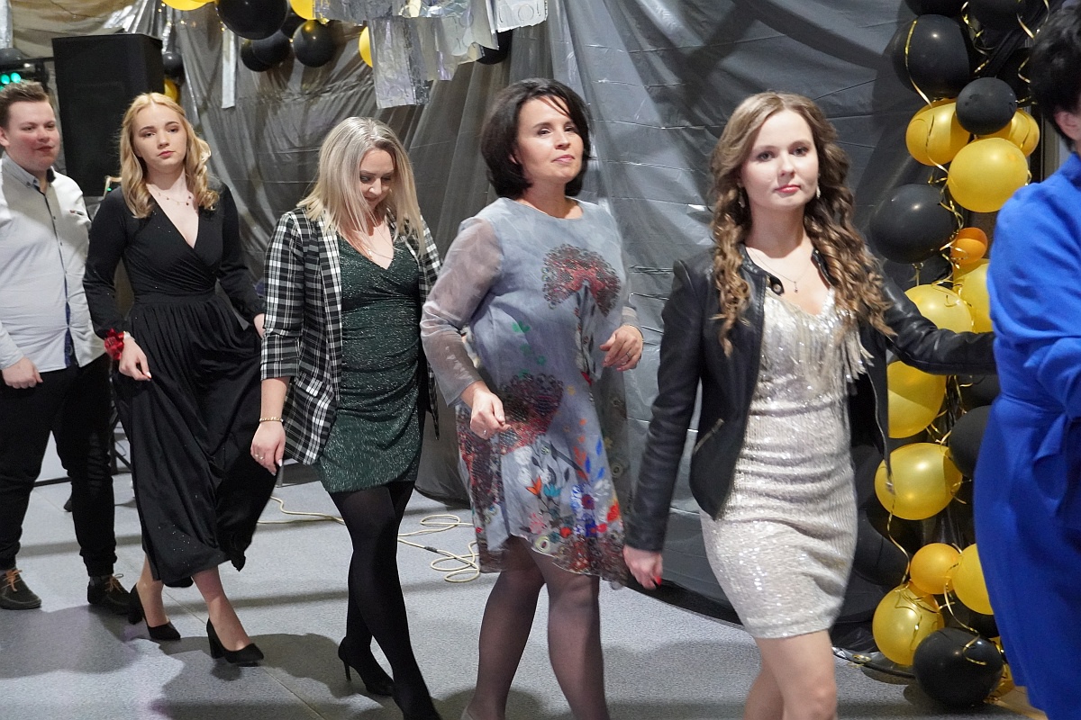 Studniówka 2023. Bal ZSP w Goworowie [11.02.2023] - zdjęcie #24 - eOstroleka.pl