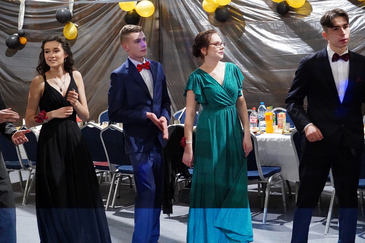 Studniówka 2023. Bal ZSP w Goworowie [11.02.2023] - zdjęcie #14 - eOstroleka.pl