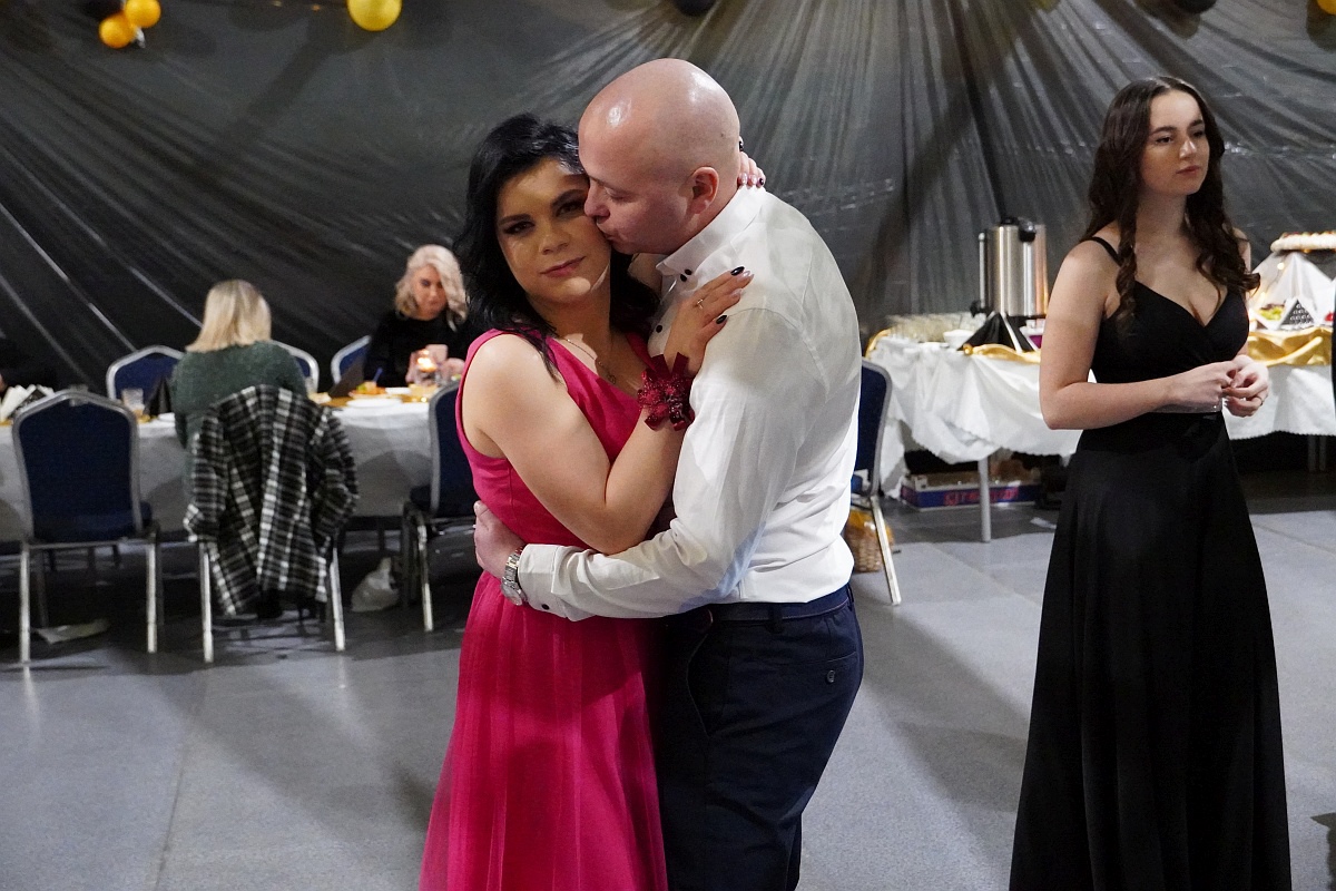 Studniówka 2023. Bal ZSP w Goworowie [11.02.2023] - zdjęcie #13 - eOstroleka.pl