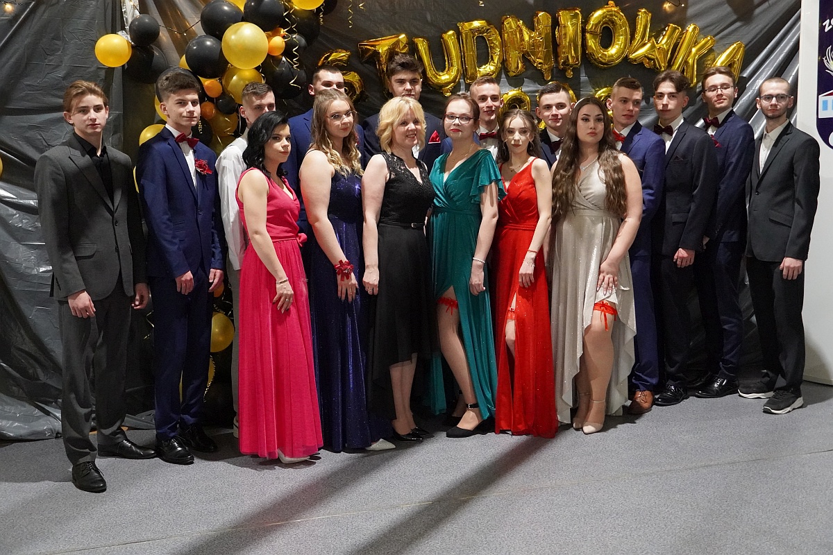 Studniówka 2023. Bal ZSP w Goworowie [11.02.2023] - zdjęcie #5 - eOstroleka.pl