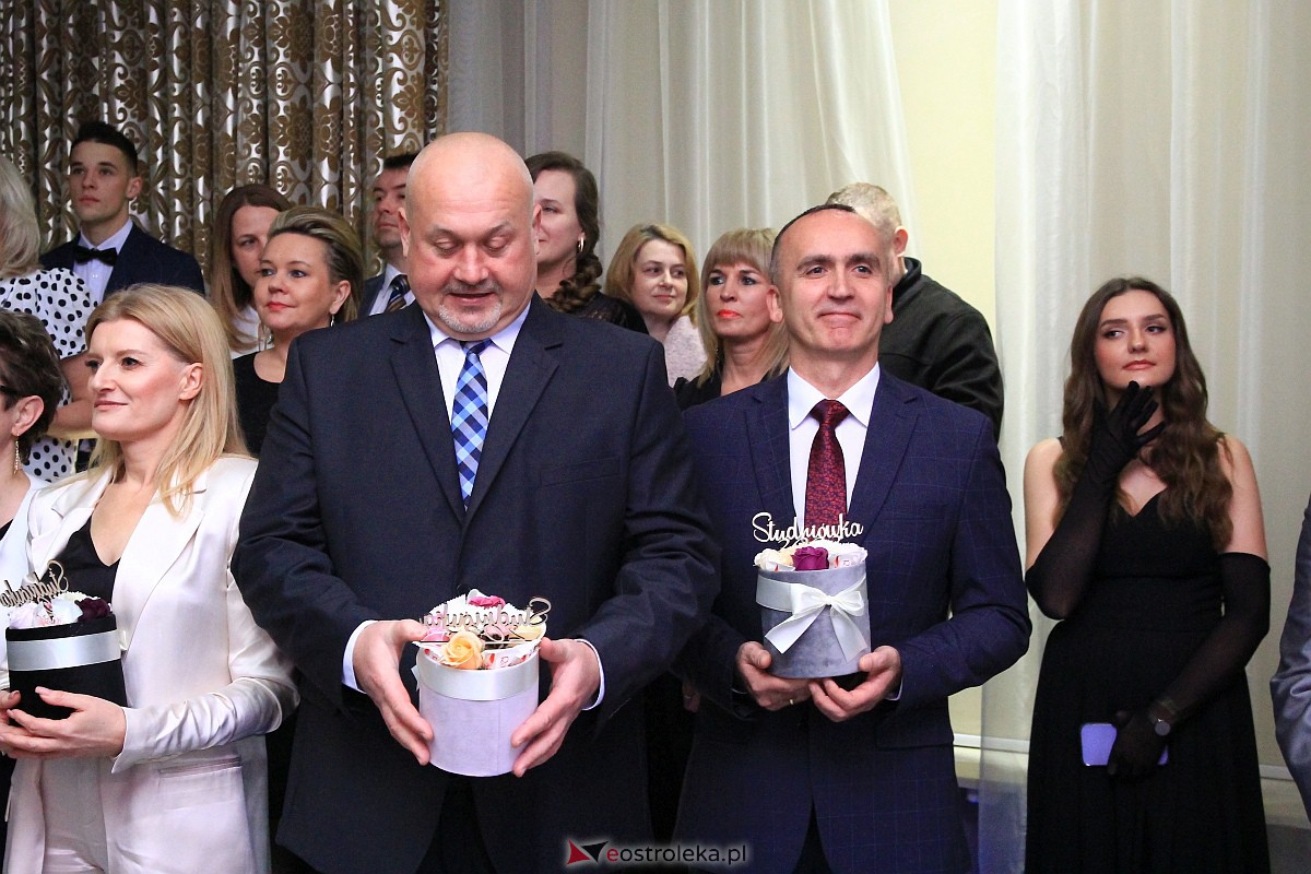 Studniówka 2023 w ZSZ nr 2 w Ostrołęce [11.02.2023] - zdjęcie #167 - eOstroleka.pl