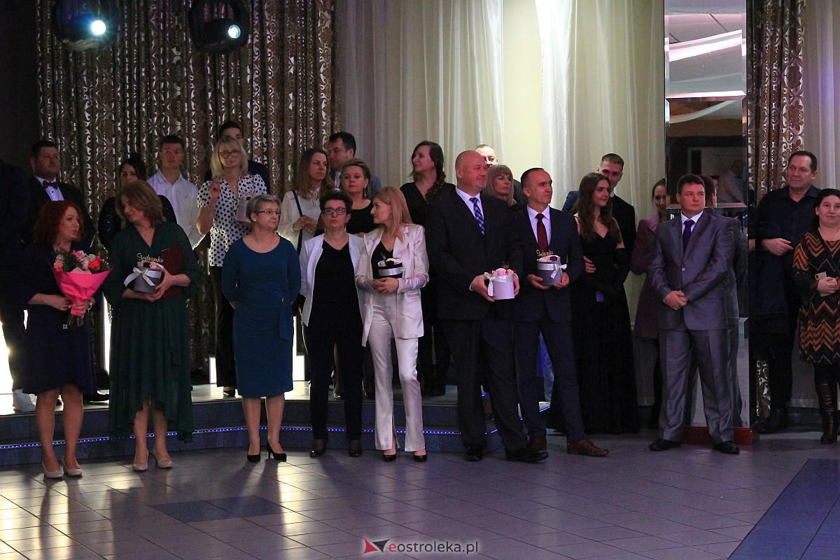 Studniówka 2023 w ZSZ nr 2 w Ostrołęce [11.02.2023] - zdjęcie #157 - eOstroleka.pl