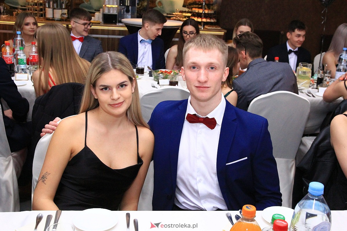 Studniówka 2023 w ZSZ nr 2 w Ostrołęce [11.02.2023] - zdjęcie #136 - eOstroleka.pl