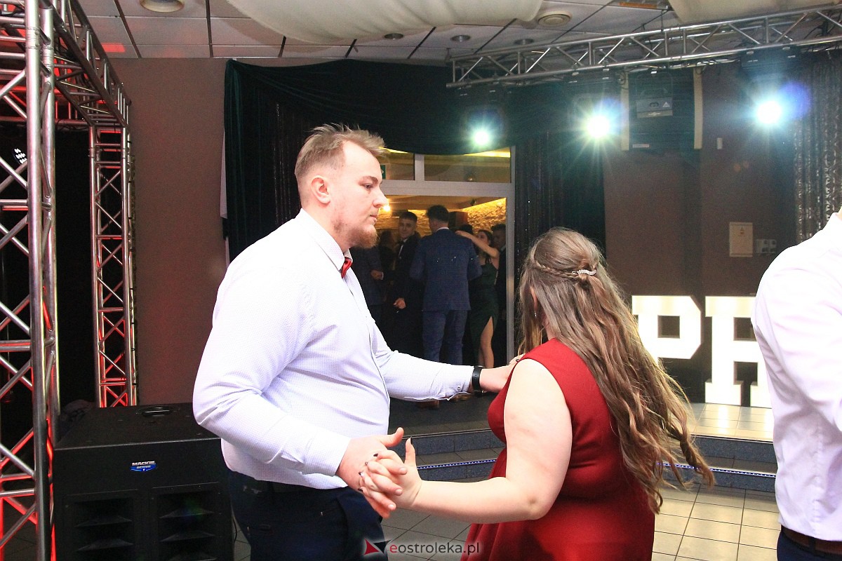 Studniówka 2023 w ZSZ nr 2 w Ostrołęce [11.02.2023] - zdjęcie #102 - eOstroleka.pl