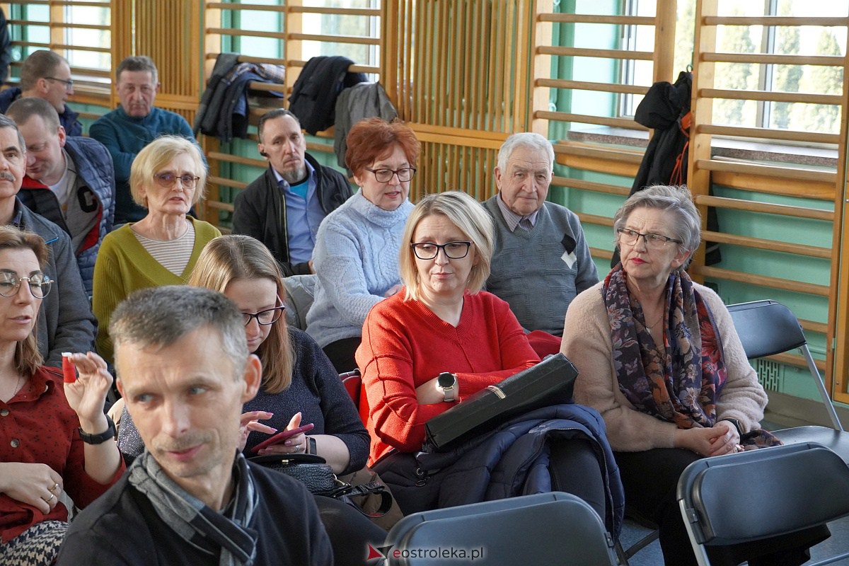 Spotkanie ws. spalarni odpadów w Ostrołęce. Emocji nie brakowało [12.02.2023] - zdjęcie #12 - eOstroleka.pl