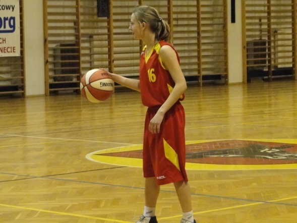 I Ogólnopolski Turniej Koszykówki Dziewcząt o Puchar Dyrektora Gimnazjum nr 1 w Zambrowie (15-17.04.2011) - zdjęcie #40 - eOstroleka.pl