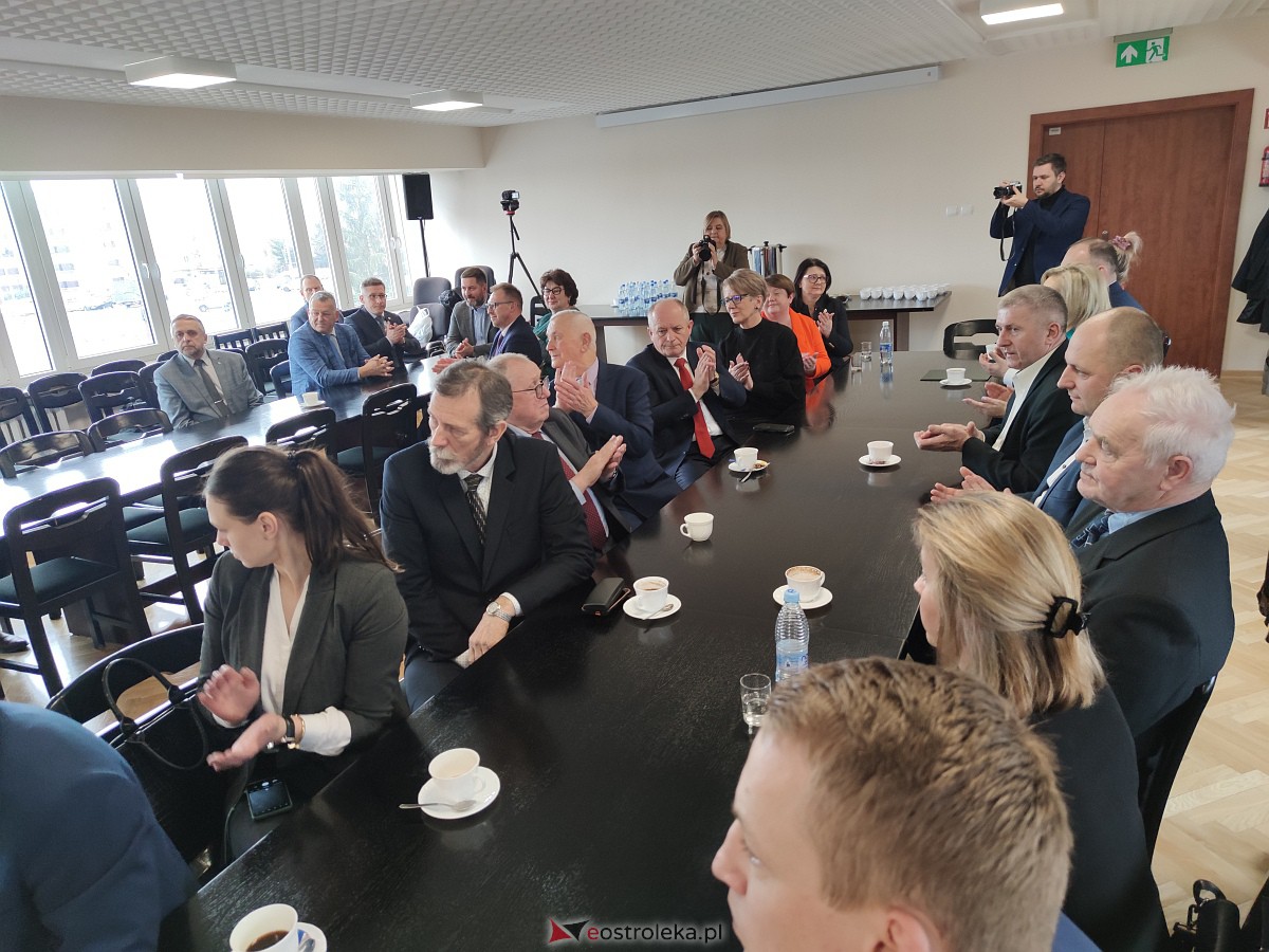 Wręczenie dotacji z Rządowego Funduszu Rozwoju Dróg [13.02.2023] - zdjęcie #34 - eOstroleka.pl