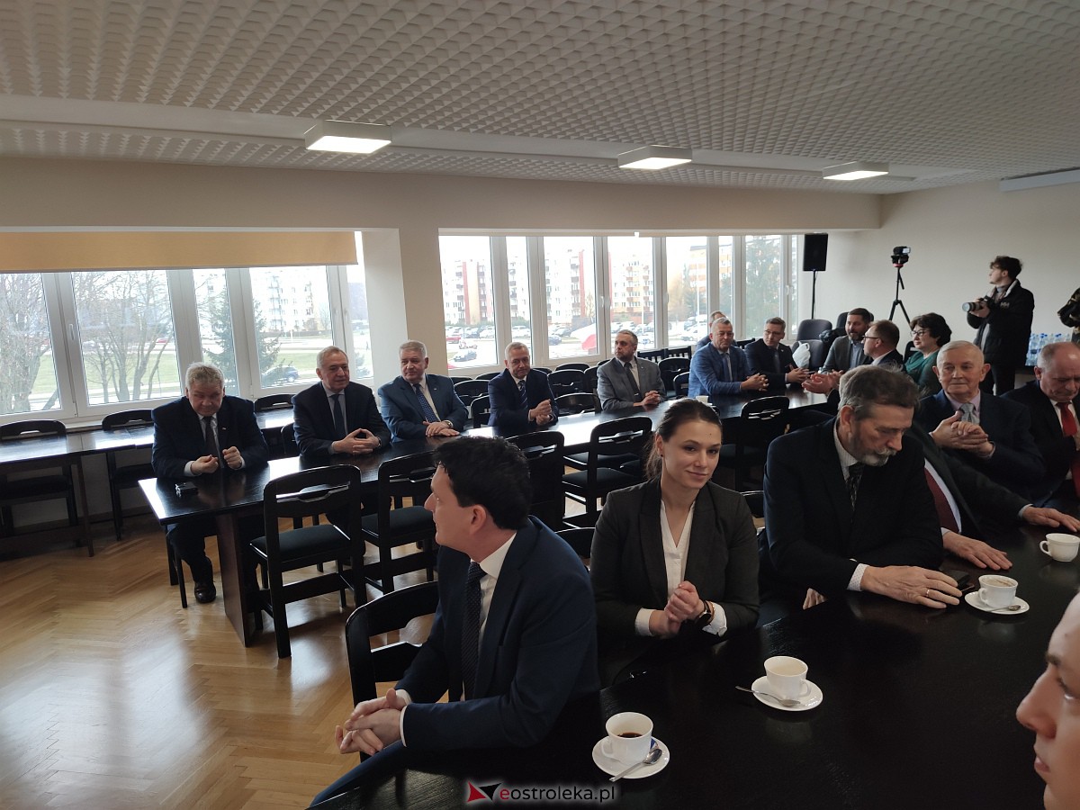Wręczenie dotacji z Rządowego Funduszu Rozwoju Dróg [13.02.2023] - zdjęcie #32 - eOstroleka.pl