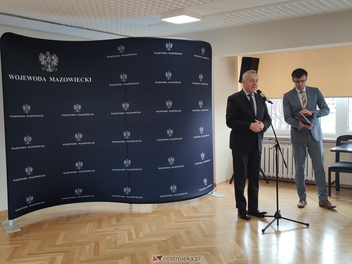 Wręczenie dotacji z Rządowego Funduszu Rozwoju Dróg [13.02.2023] - zdjęcie #29 - eOstroleka.pl