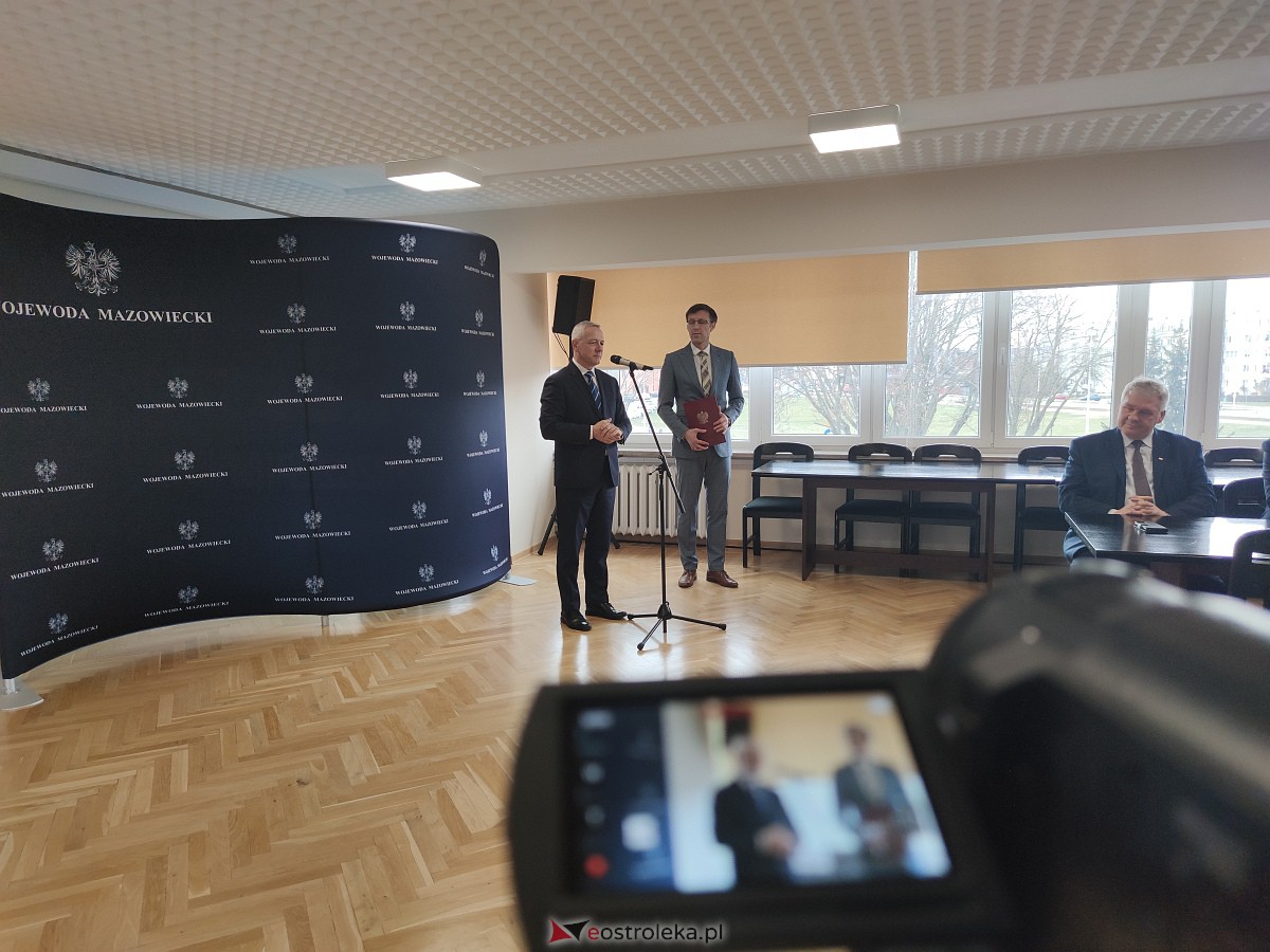 Wręczenie dotacji z Rządowego Funduszu Rozwoju Dróg [13.02.2023] - zdjęcie #26 - eOstroleka.pl