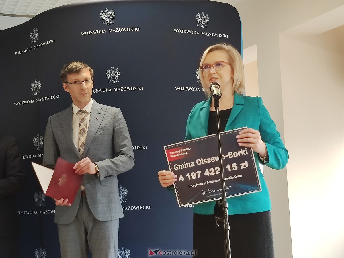 Wręczenie dotacji z Rządowego Funduszu Rozwoju Dróg [13.02.2023] - zdjęcie #3 - eOstroleka.pl
