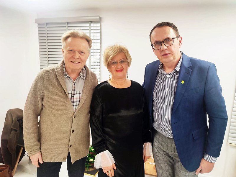 Michał Bajor wystąpił w Kadzidle [14.02.2023] - zdjęcie #6 - eOstroleka.pl