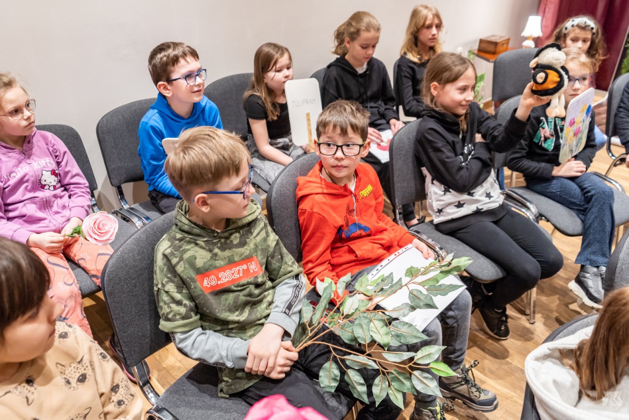 Ferie w Muzeum. Te zajęcia sprawiają dzieciom wiele frajdy! [14.02.2023] - zdjęcie #45 - eOstroleka.pl