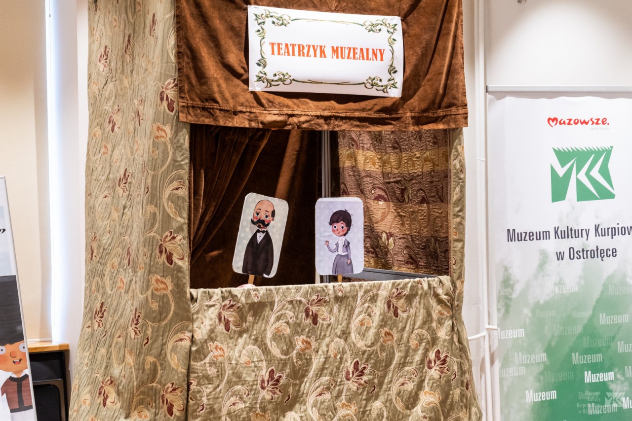 Ferie w Muzeum. Te zajęcia sprawiają dzieciom wiele frajdy! [14.02.2023] - zdjęcie #17 - eOstroleka.pl