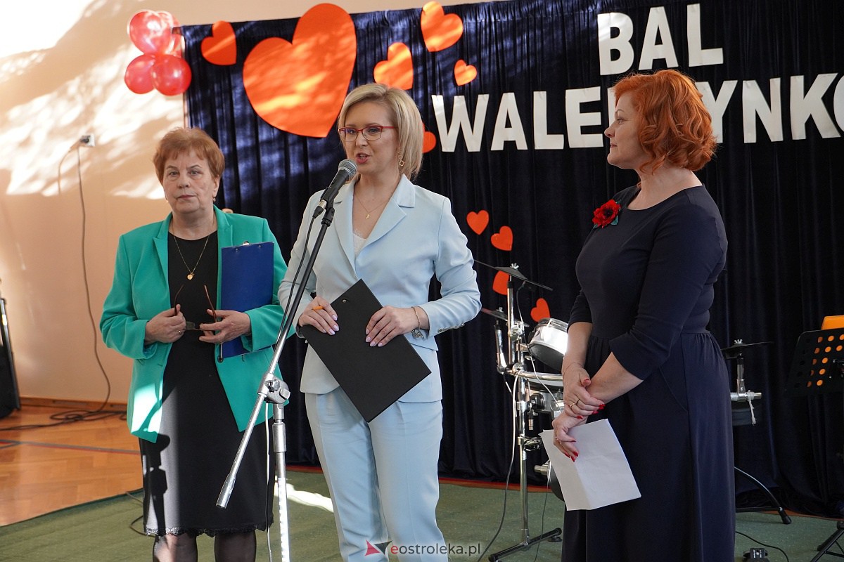 Bal walentynkowy w Nowej Wsi [14.02.2023] - zdjęcie #52 - eOstroleka.pl