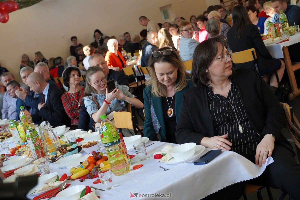 Bal walentynkowy w Nowej Wsi [14.02.2023] - zdjęcie #46 - eOstroleka.pl