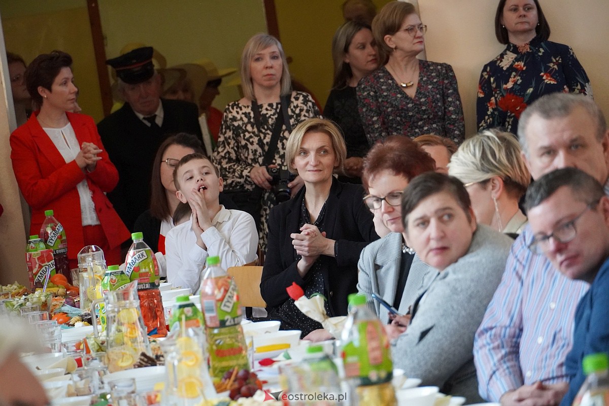 Bal walentynkowy w Nowej Wsi [14.02.2023] - zdjęcie #45 - eOstroleka.pl