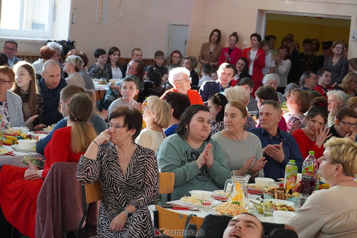 Bal walentynkowy w Nowej Wsi [14.02.2023] - zdjęcie #34 - eOstroleka.pl