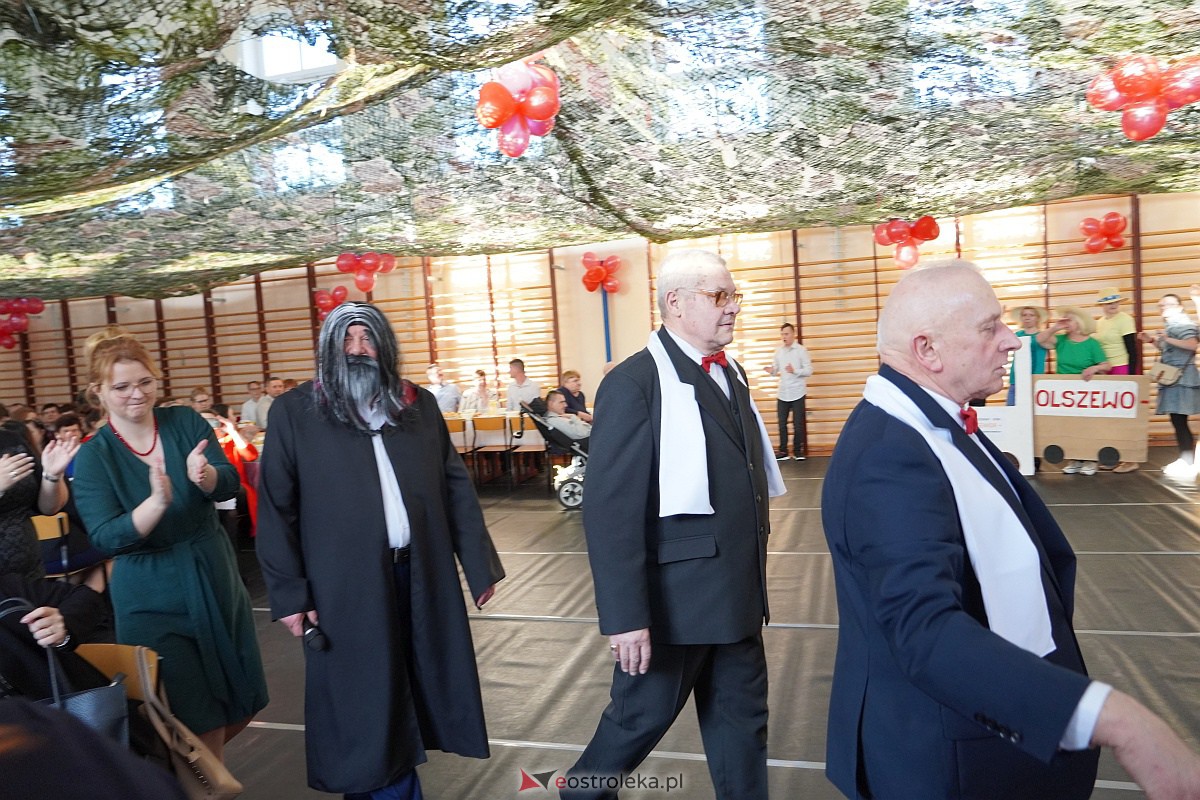 Bal walentynkowy w Nowej Wsi [14.02.2023] - zdjęcie #21 - eOstroleka.pl