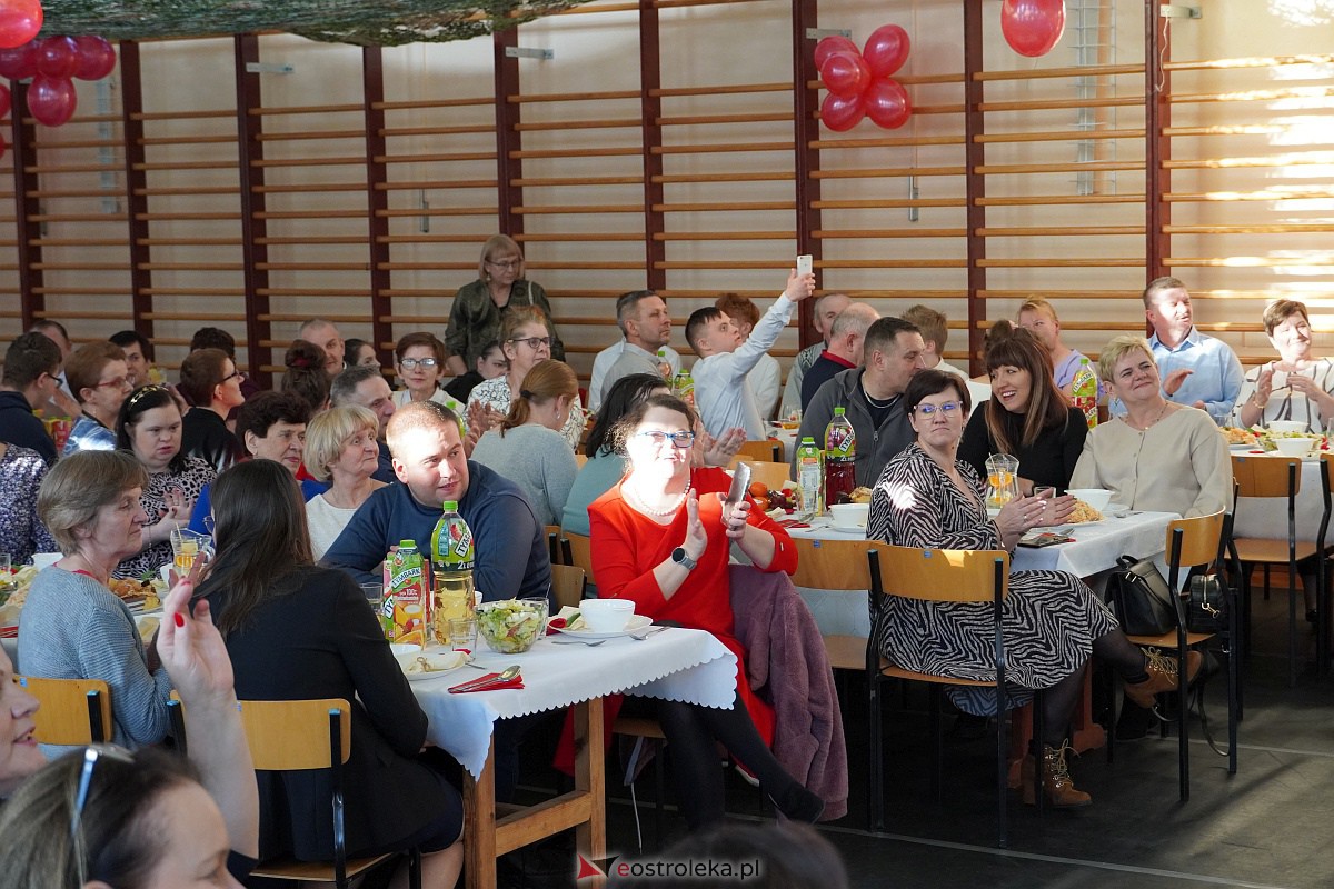 Bal walentynkowy w Nowej Wsi [14.02.2023] - zdjęcie #5 - eOstroleka.pl