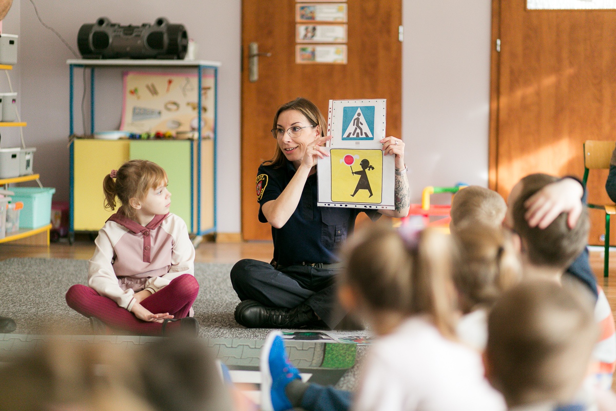 Straż Miejska w ostrołęckich przedszkolach - zdjęcie #12 - eOstroleka.pl