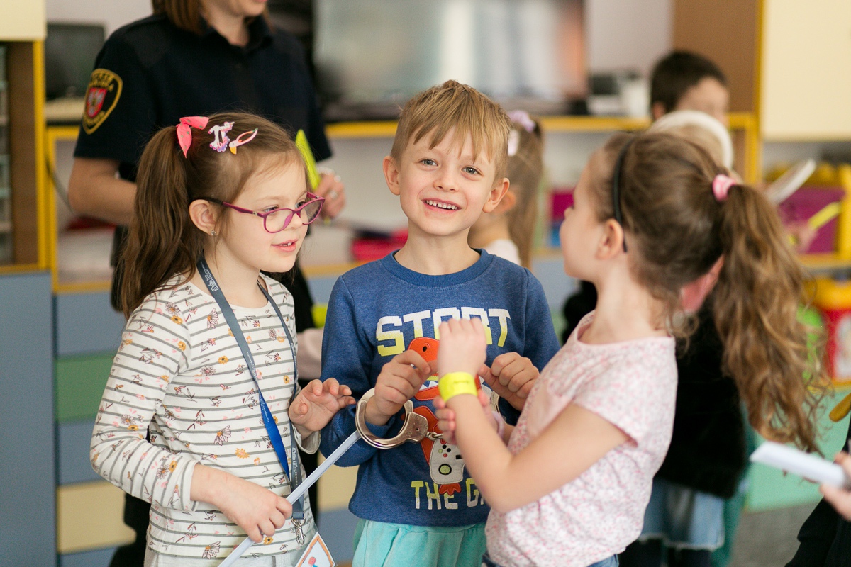 Straż Miejska w ostrołęckich przedszkolach - zdjęcie #4 - eOstroleka.pl