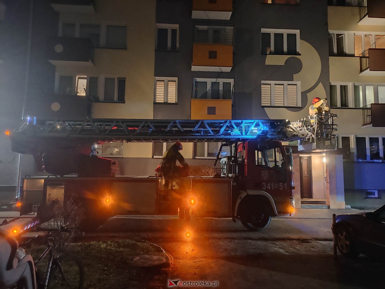 Interwencja służb przy ul. Celulozowej [15.02.2023] - zdjęcie #9 - eOstroleka.pl