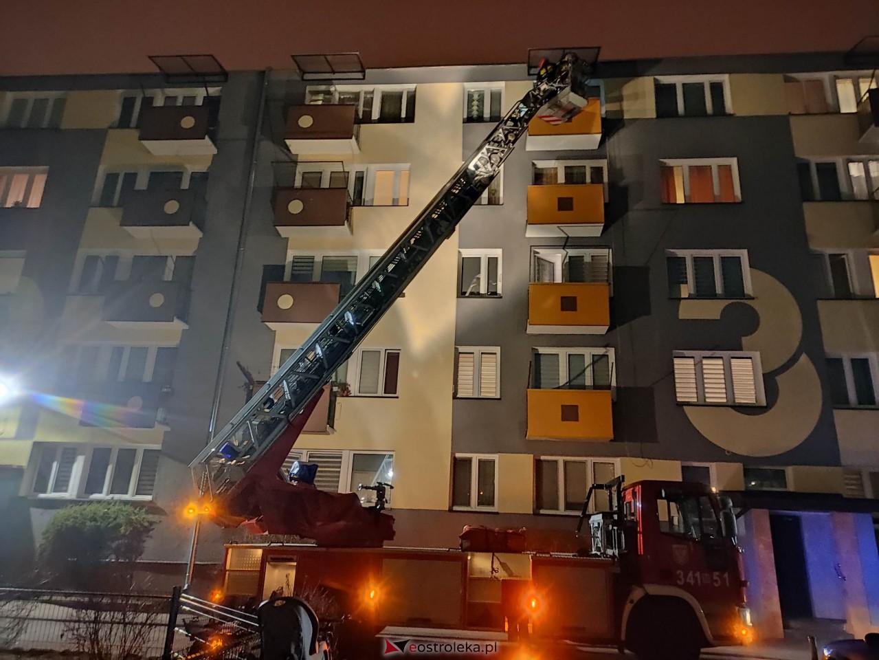 Interwencja służb przy ul. Celulozowej [15.02.2023] - zdjęcie #10 - eOstroleka.pl