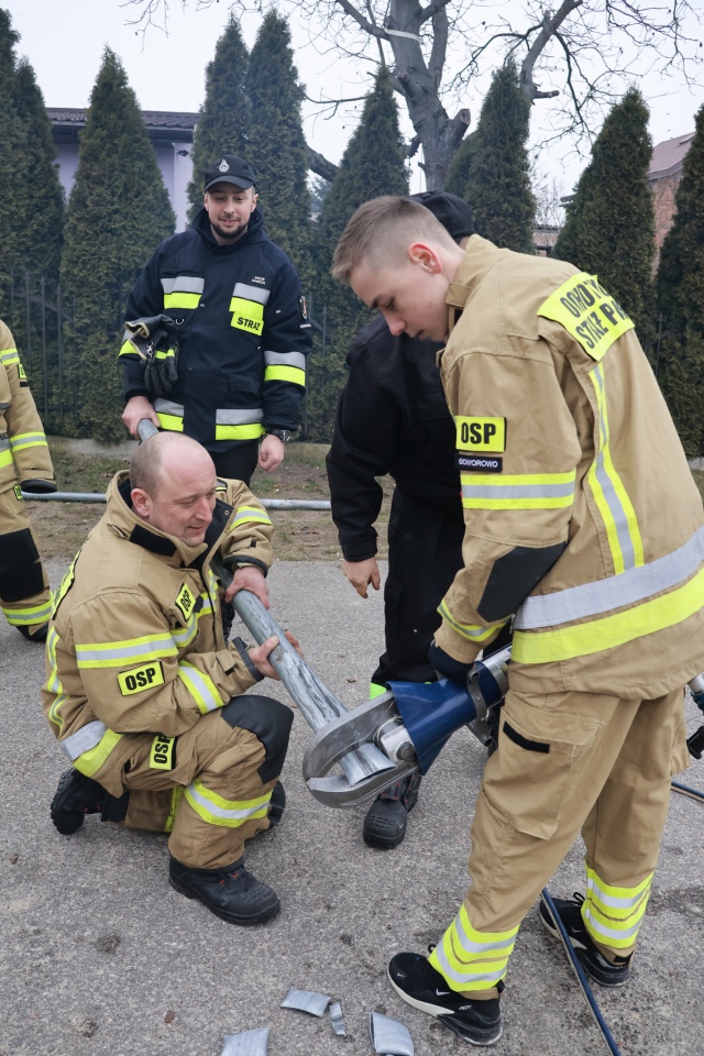 Dzień otwarty Młodzieżowej Drużyny Pożarniczej w Goworowie  - zdjęcie #16 - eOstroleka.pl