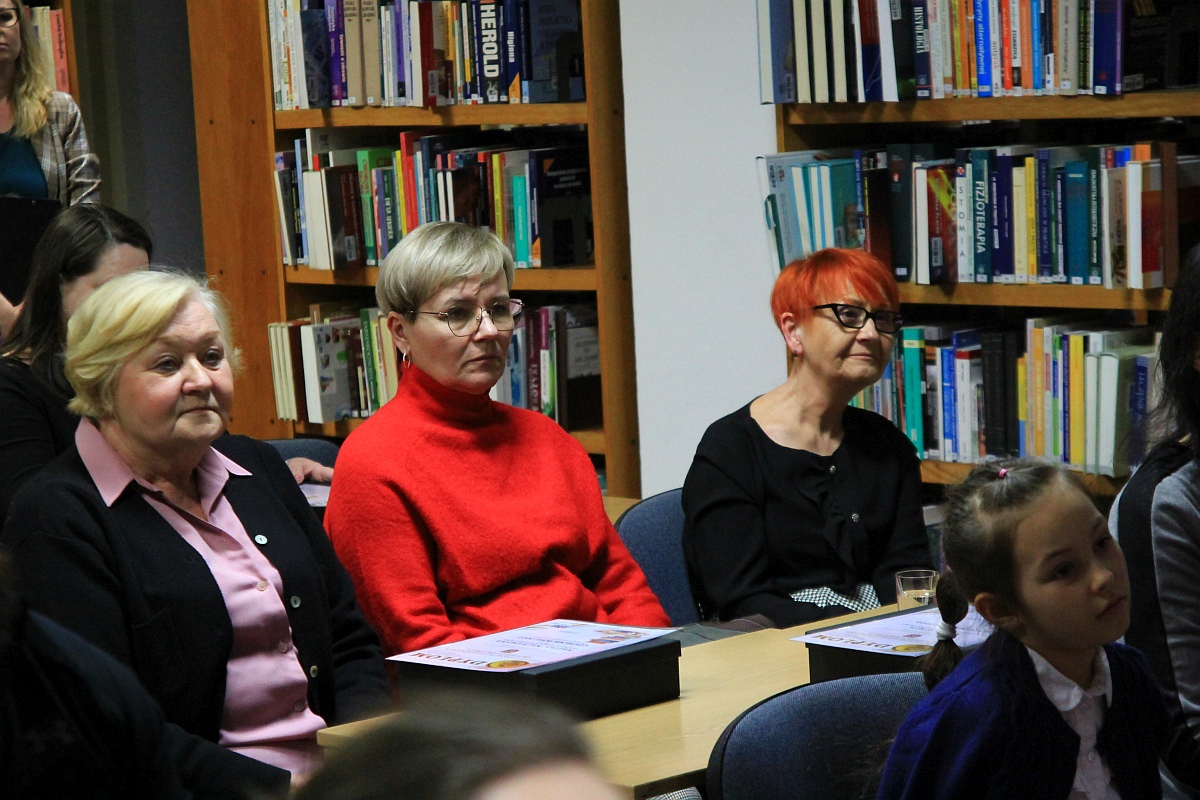 Ranking czytelników za 2022 rok. Liderka w rok przeczytała prawie 300 książek! [23.02.2023] - zdjęcie #5 - eOstroleka.pl