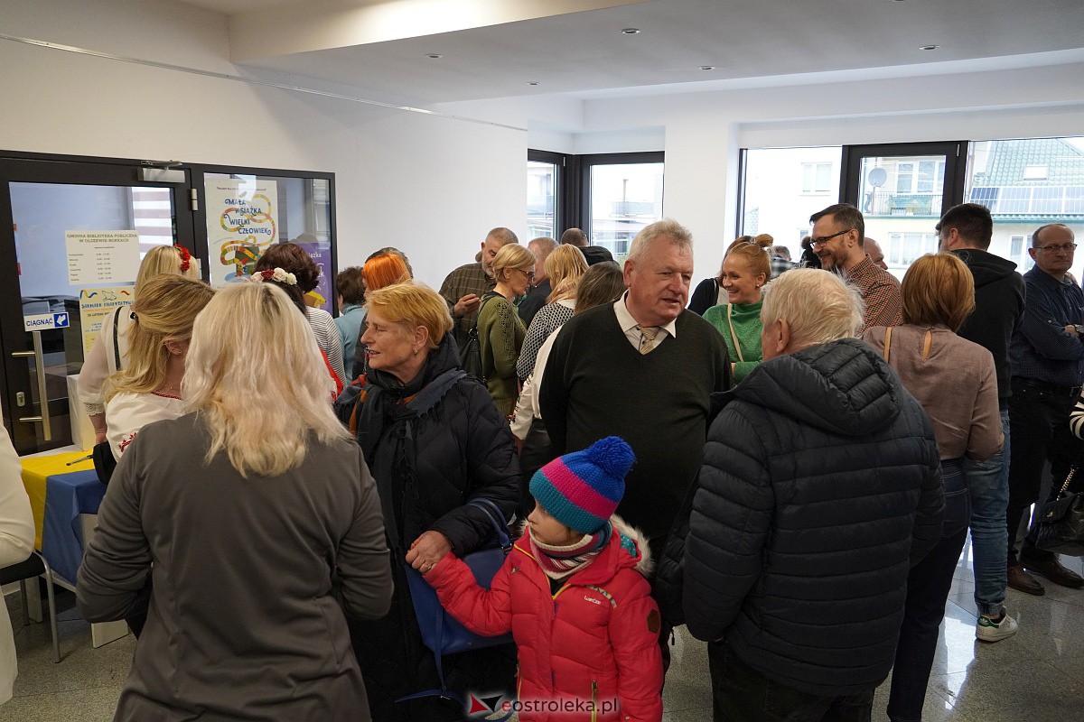 Jarmark Charytatywny w Olszewie-Borkach - Pomoc dla Ukraińskich Żołnierzy [26.02.2023] - zdjęcie #50 - eOstroleka.pl