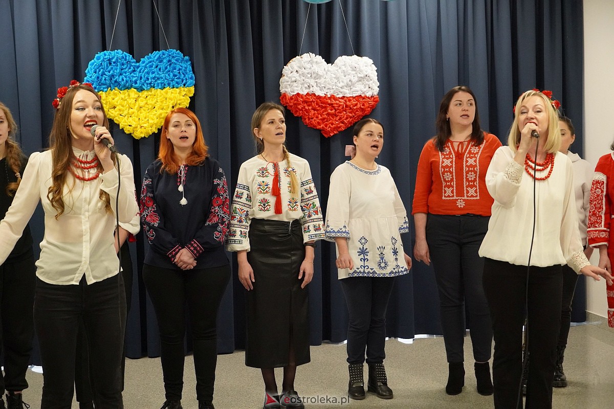 Jarmark Charytatywny w Olszewie-Borkach - Pomoc dla Ukraińskich Żołnierzy [26.02.2023] - zdjęcie #28 - eOstroleka.pl