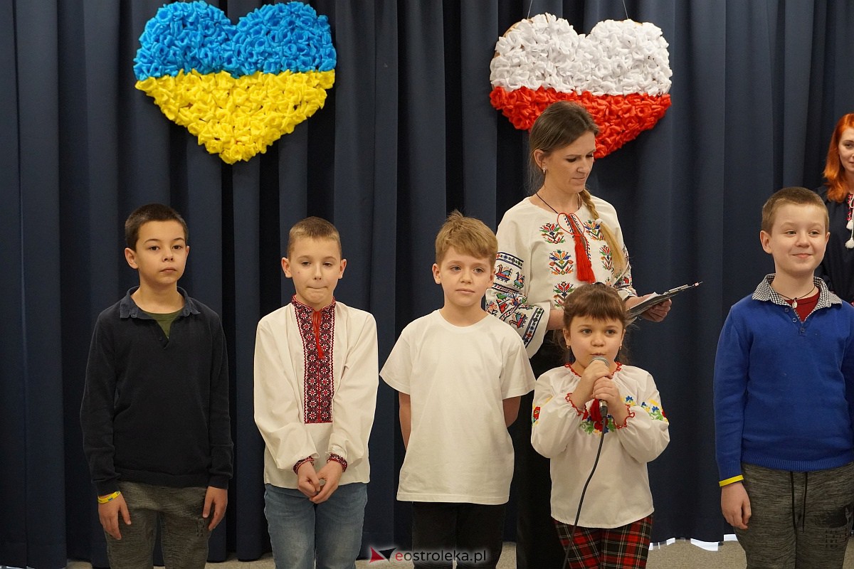 Jarmark Charytatywny w Olszewie-Borkach - Pomoc dla Ukraińskich Żołnierzy [26.02.2023] - zdjęcie #5 - eOstroleka.pl