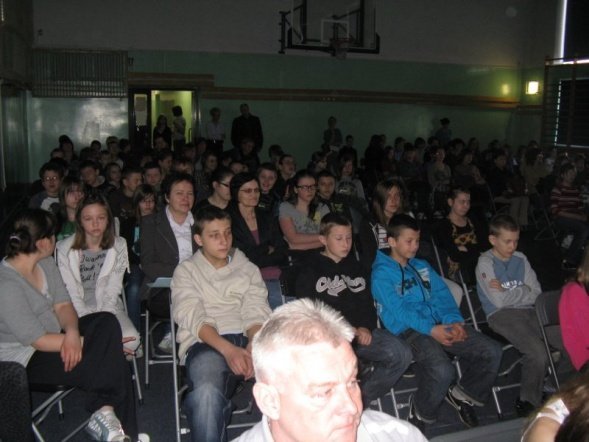 Prezentacje gimnazjów (18.04.2011) - zdjęcie #51 - eOstroleka.pl