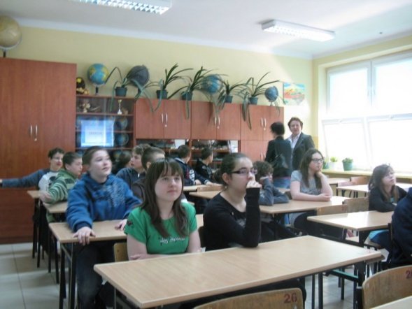 Prezentacje gimnazjów (18.04.2011) - zdjęcie #29 - eOstroleka.pl