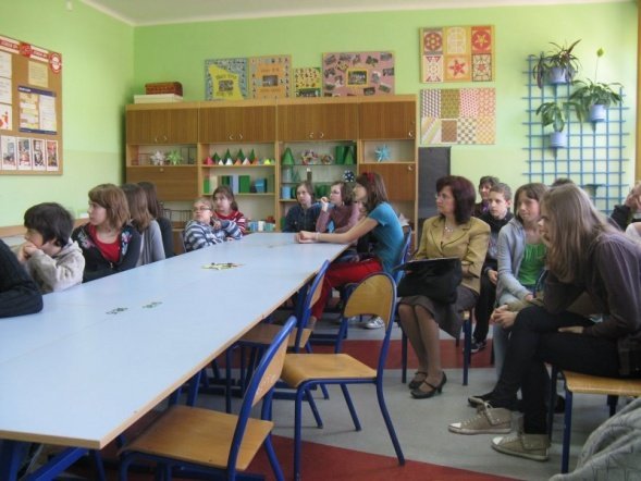 Prezentacje gimnazjów (18.04.2011) - zdjęcie #26 - eOstroleka.pl