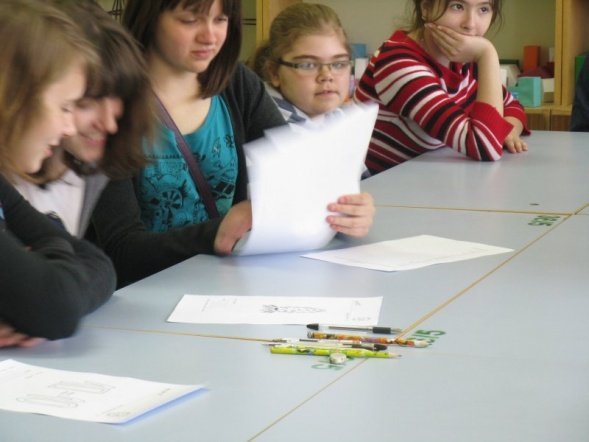 Prezentacje gimnazjów (18.04.2011) - zdjęcie #25 - eOstroleka.pl