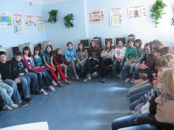 Prezentacje gimnazjów (18.04.2011) - zdjęcie #14 - eOstroleka.pl