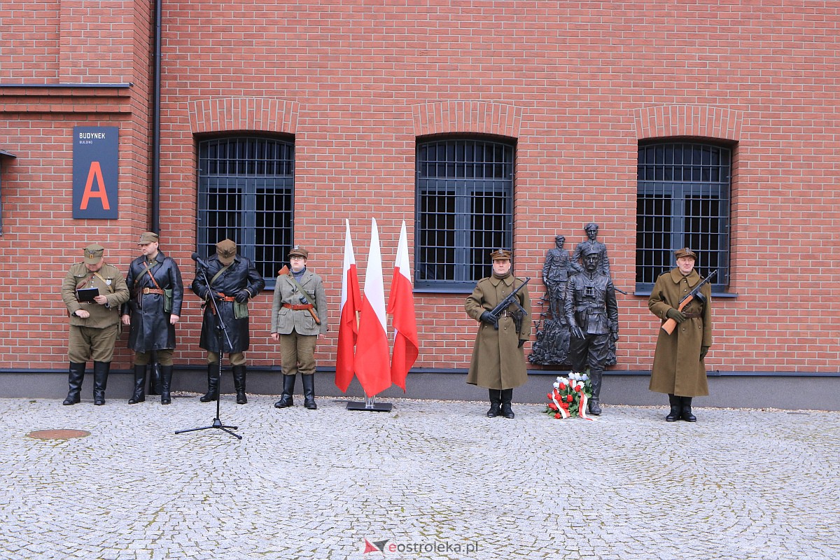 Narodowy Dzień Pamięci Żołnierzy Wyklętych w Ostrołęce [01.03.2023] - zdjęcie #9 - eOstroleka.pl