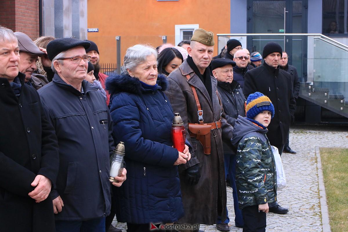 Narodowy Dzień Pamięci Żołnierzy Wyklętych w Ostrołęce [01.03.2023] - zdjęcie #17 - eOstroleka.pl