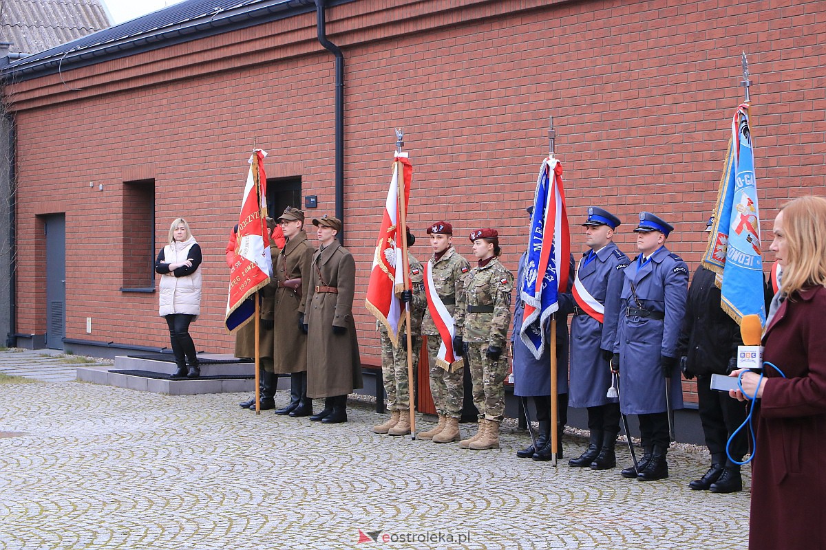 Narodowy Dzień Pamięci Żołnierzy Wyklętych w Ostrołęce [01.03.2023] - zdjęcie #31 - eOstroleka.pl