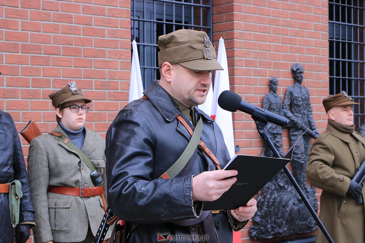 Narodowy Dzień Pamięci Żołnierzy Wyklętych w Ostrołęce [01.03.2023] - zdjęcie #33 - eOstroleka.pl