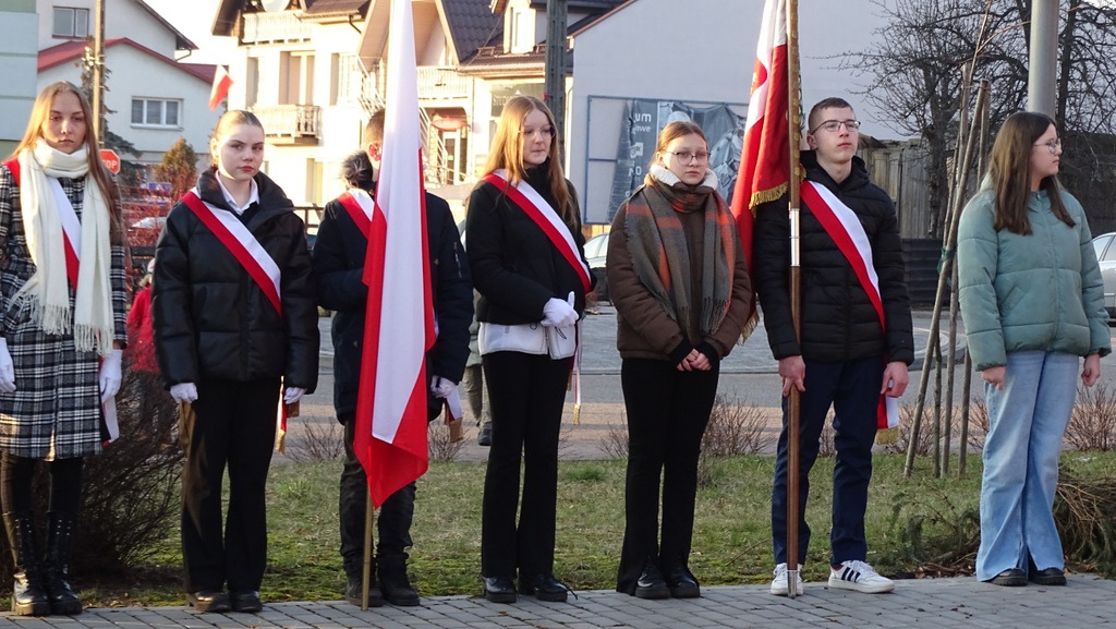 Narodowy Dzień Pamięci Żołnierzy Wyklętych w Myszyńcu [1.03.2023] - zdjęcie #16 - eOstroleka.pl